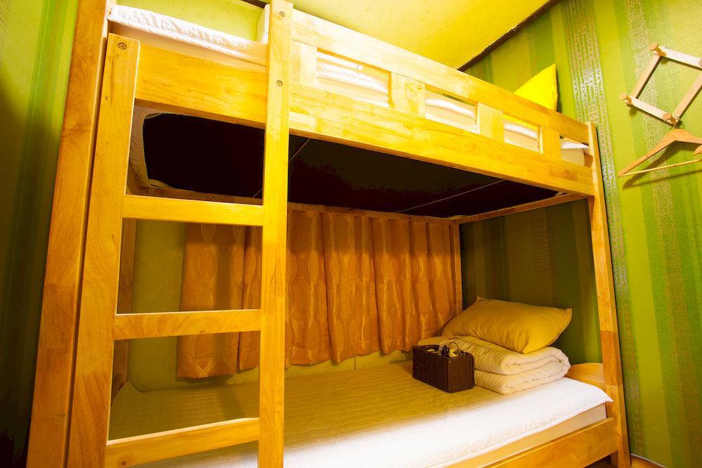 24 Guesthouse Jongno Tower Сеул Екстериор снимка