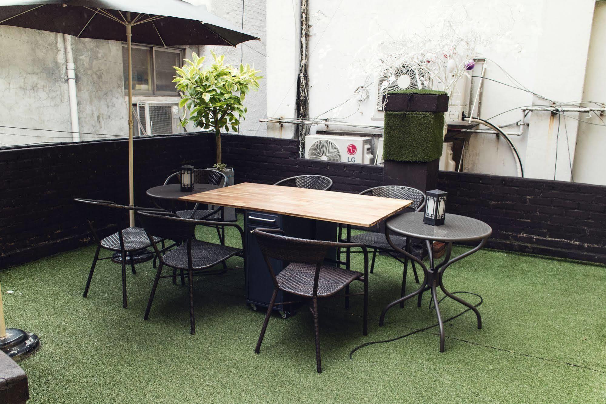24 Guesthouse Jongno Tower Сеул Екстериор снимка