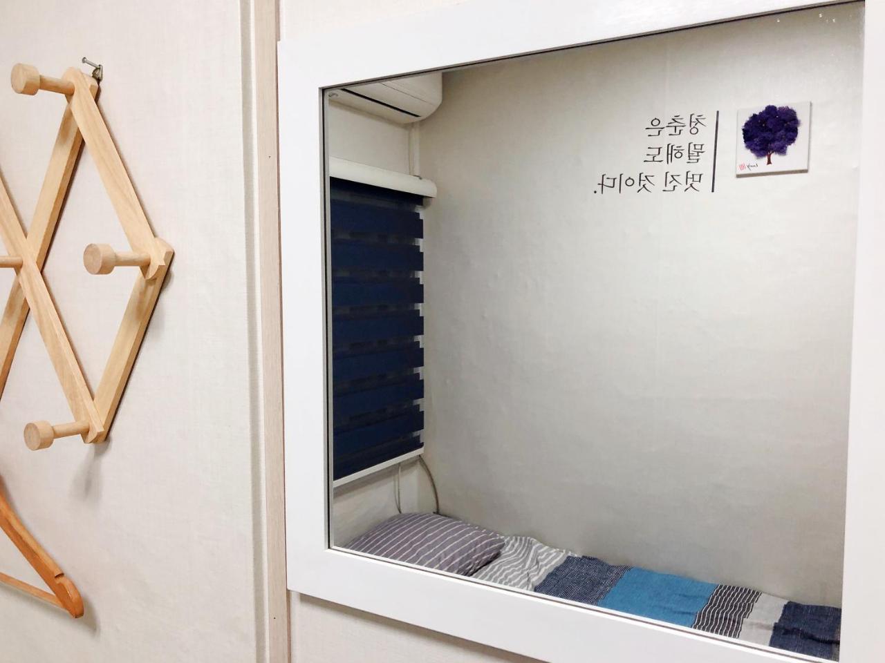 24 Guesthouse Jongno Tower Сеул Екстериор снимка