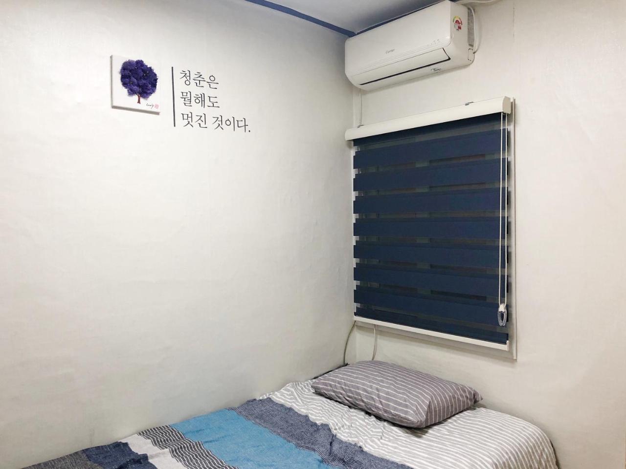 24 Guesthouse Jongno Tower Сеул Екстериор снимка